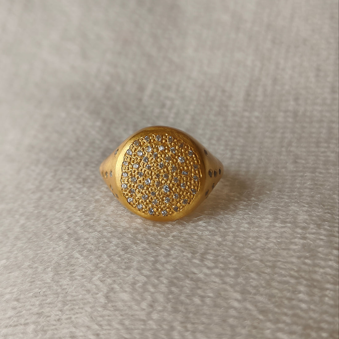 Selene Blanche Ring
